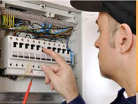 Elettricista urgente Varese: 392.9027893